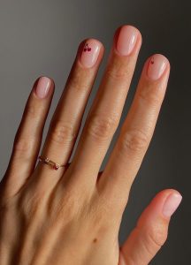 The Everygirl Fourth Of July Nails In Article16 216x300